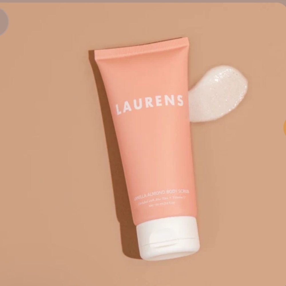 Laurens vanilla almond body scrub